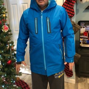 Men’s Under Armour Storm waterproof Shell.